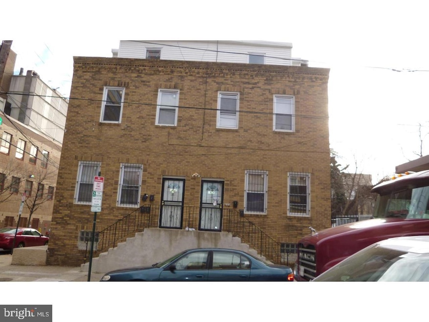 1414 W Tioga St unit 2F, Philadelphia, PA 19140 - photo 1