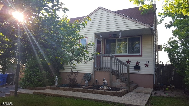 13 Hudson St, Metuchen, NJ 08840 - photo 1