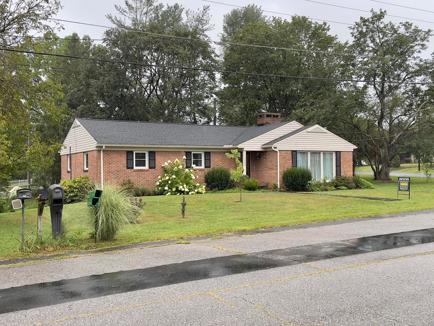 1540 Tuckahoe Rd, Waynesboro, VA 22980 - photo 1