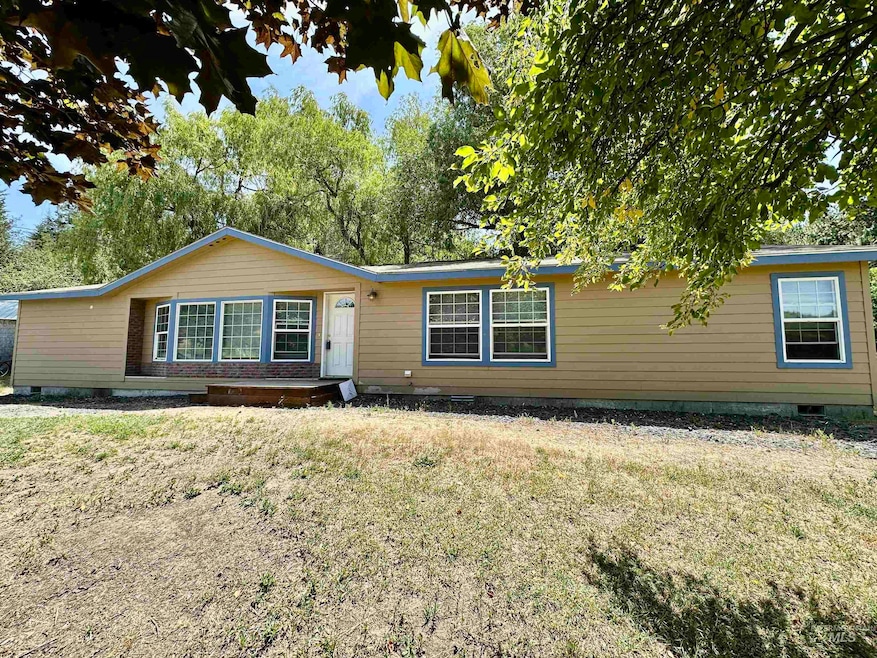 For Sale $479,000