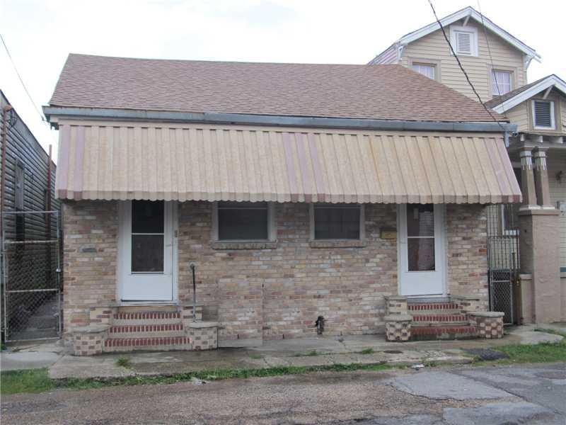 Facade/Exterior Front.