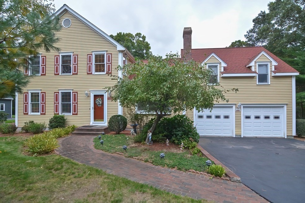 514 Gilbert St, Mansfield, MA 02048 - photo 1