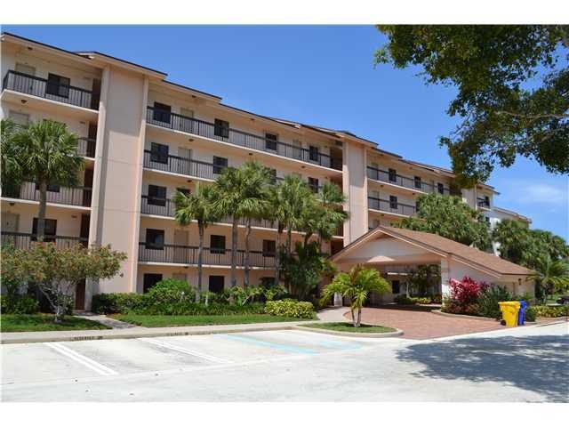 The Marina At The Bluffs unit 1040, Jupiter, FL 33477 - photo 1