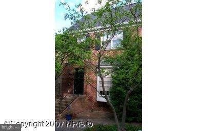607 N Armistead St, Alexandria, VA 22312 - photo 1