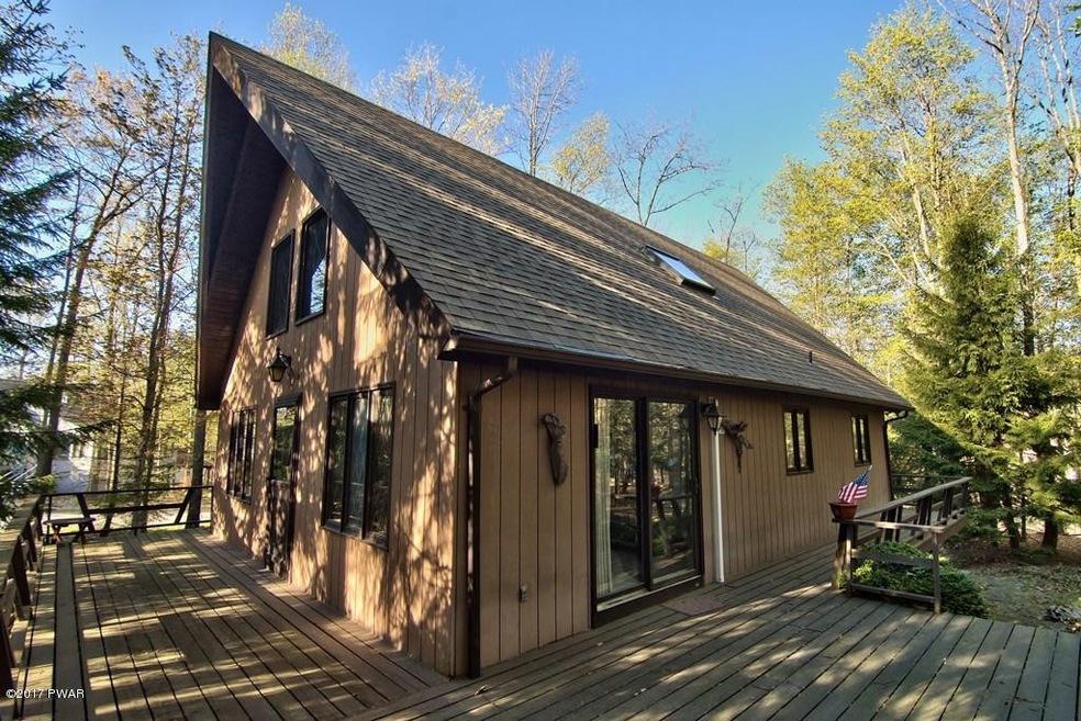 175 Parkwood Dr, Hawley, PA 18428 - photo 1