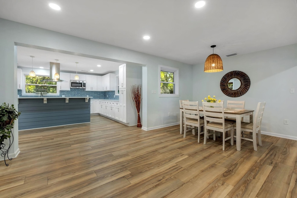 1105 Pinecrest Dr, Tallahassee, FL 32301 - photo 1