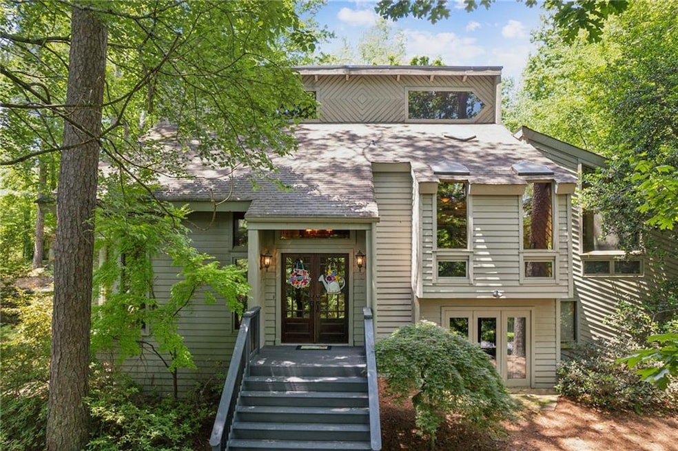 Sold $725,000 • Co-Listing Agent