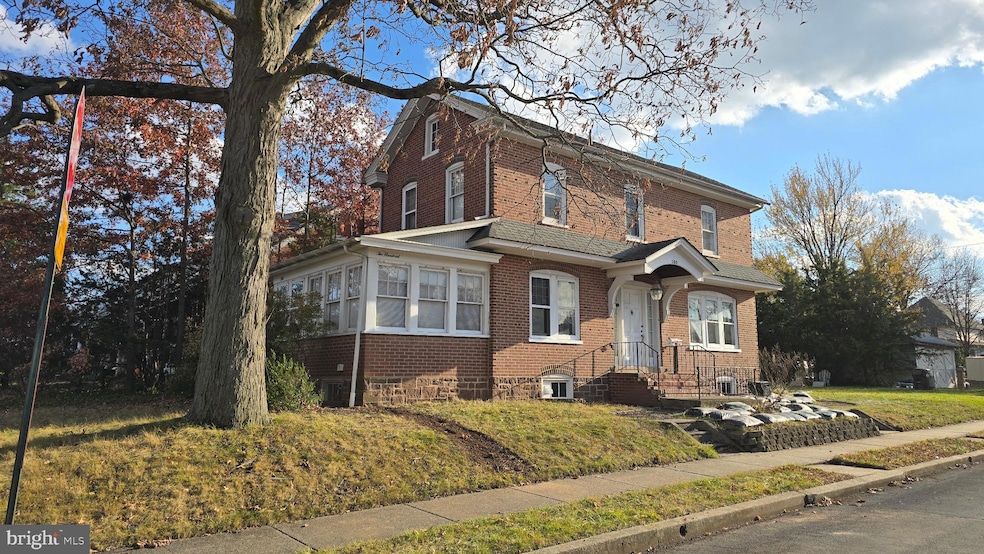 Pending $410,000 • Co-Listing Agent