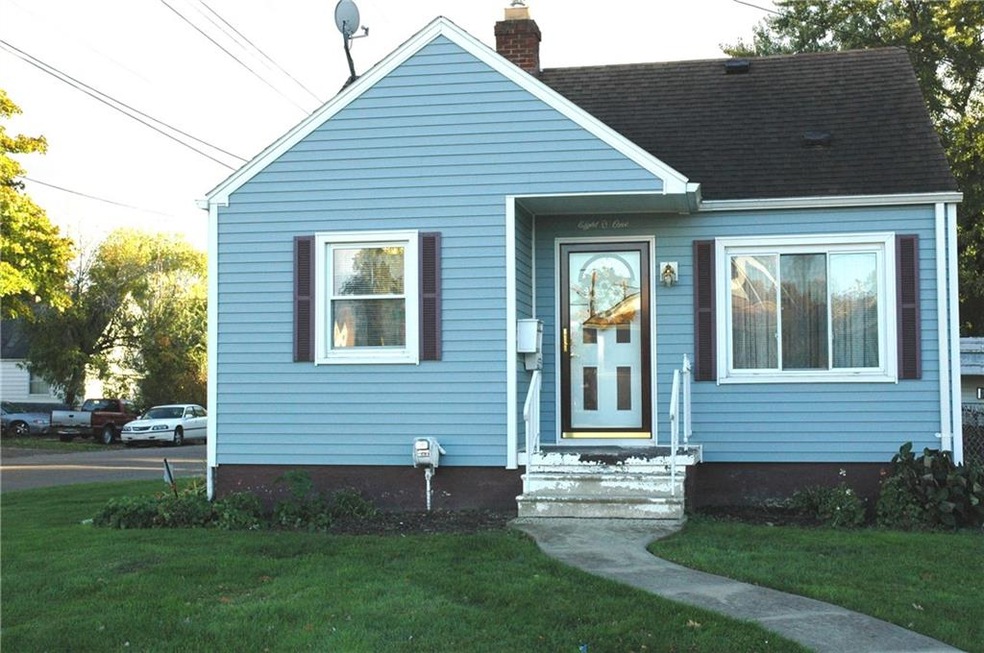 801 Leland St, Flint, MI 48507 - photo 1