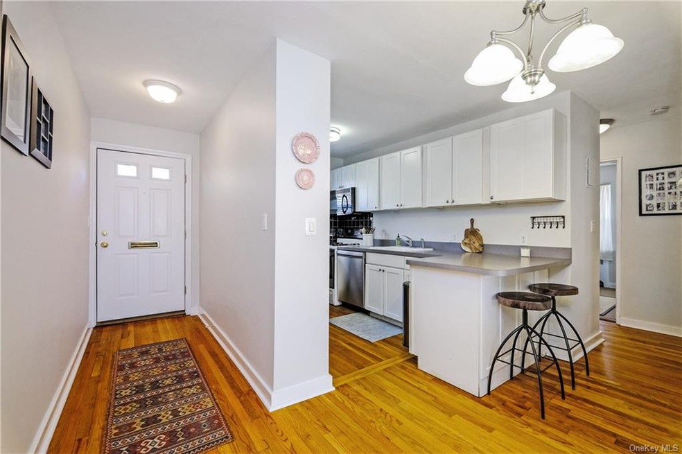 130 Theodore Fremd Ave unit 15A, Rye, NY 10580 - photo 1