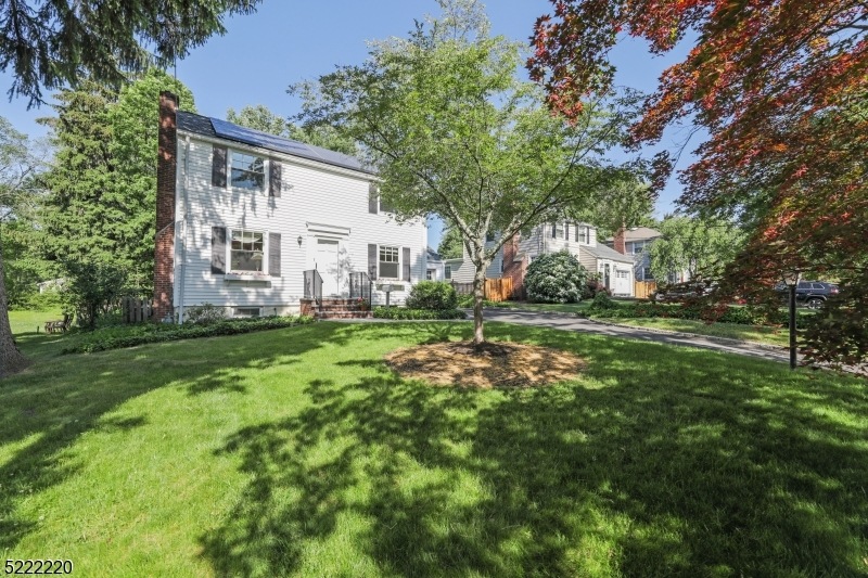 59 Maple St, New Providence, NJ 07974 - photo 1