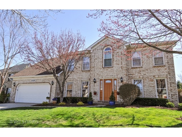 2325 University Ct, Naperville, IL 60565 - photo 1