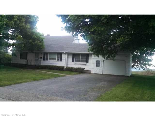 626 Riverdale Dr, Stratford, CT 06615 - photo 1
