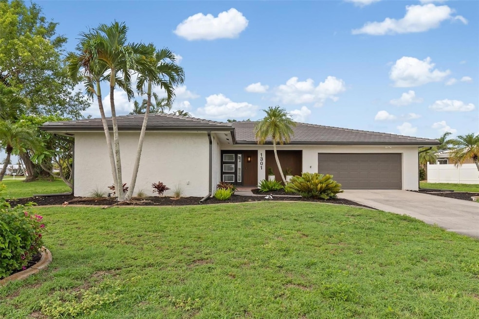 1301 Appian Dr, Punta Gorda, FL 33950 - photo 1