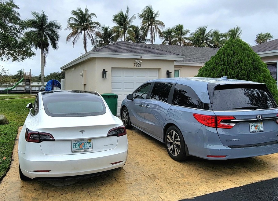 unlisted-address, Davie, FL 33314 - photo 1