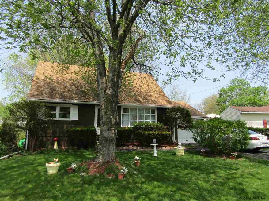 3 Amelia Dr, Schenectady, NY 12309 - photo 1