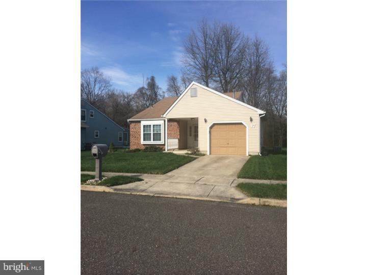 17 Pinecrest Dr, Woodbury, NJ 08096 - photo 1