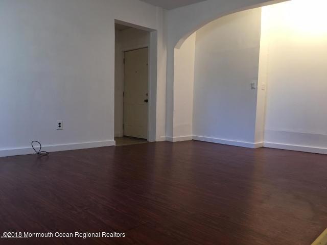 128 Broad St unit . 1, Keyport, NJ 07735 - photo 1