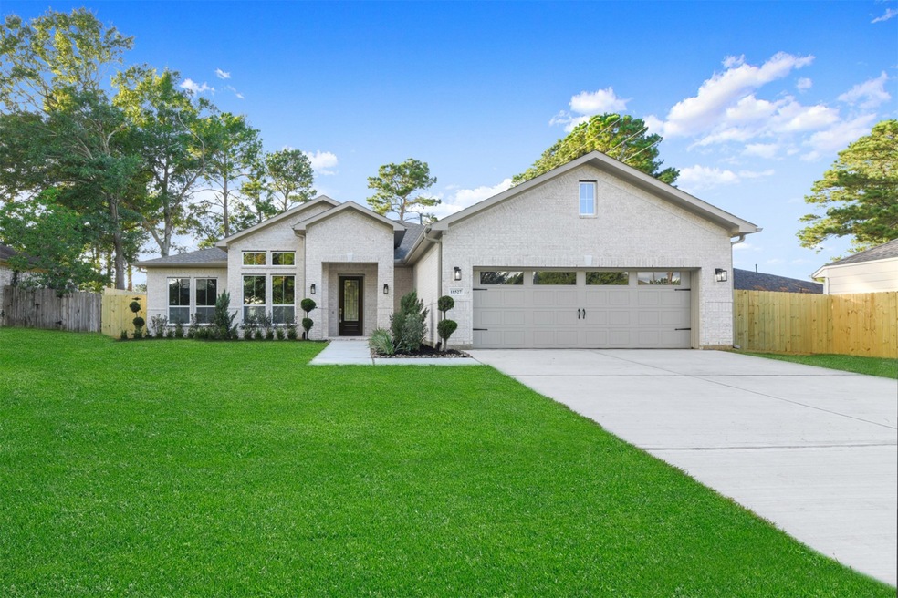 1-YEAR COMPLETE HOME WARRANTY. 2-YEAR MECHANICAL W