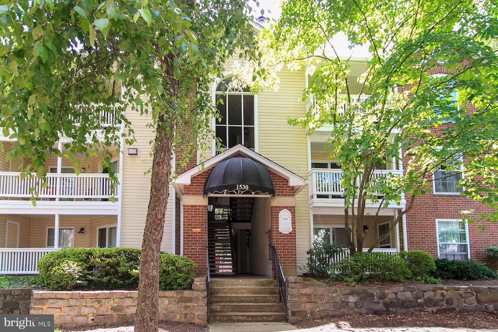 1530 Lincoln Way unit 204, McLean, VA 22102 - photo 1