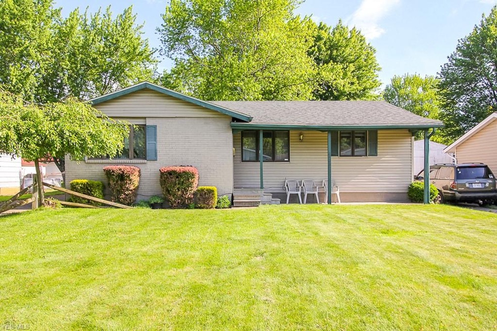 2123 E 41st St, Lorain, OH 44055 - photo 1