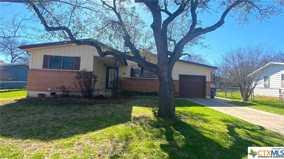 2303 Terrace Dr, Copperas Cove, TX 76522 - photo 1