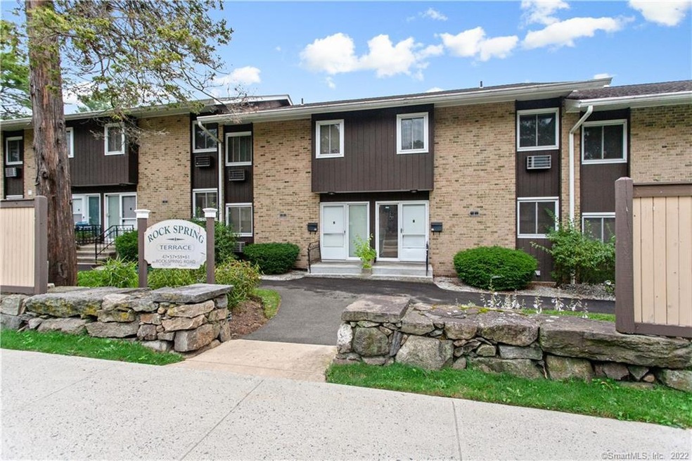 57 Rock Spring Rd unit 17, Stamford, CT 06906 - photo 1