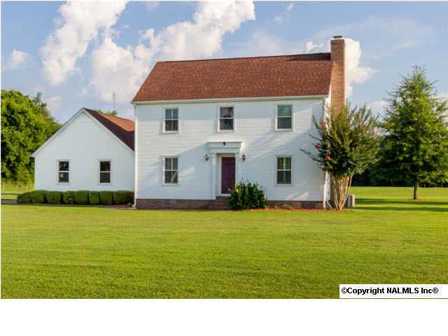 28246 Nuke Whitt Ln, Ardmore, AL 35739 - photo 1