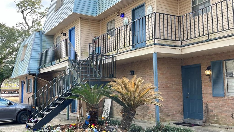 2021 Bayou Ln, Slidell, LA 70458 - photo 1