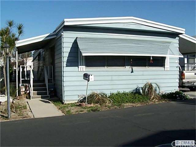 Front View of Mobile Home
