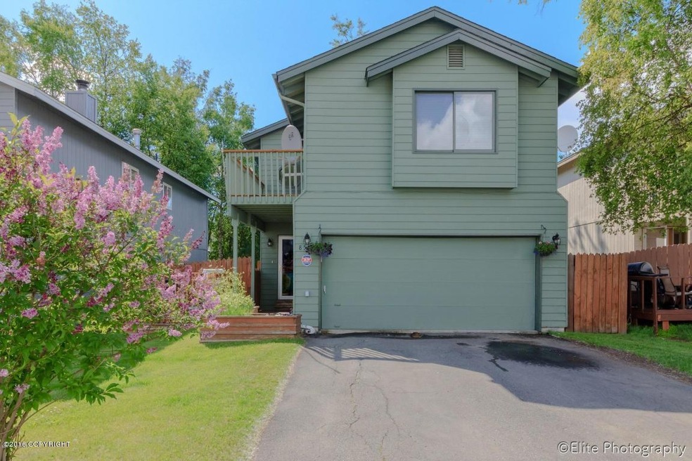 8548 Cross Pointe Loop