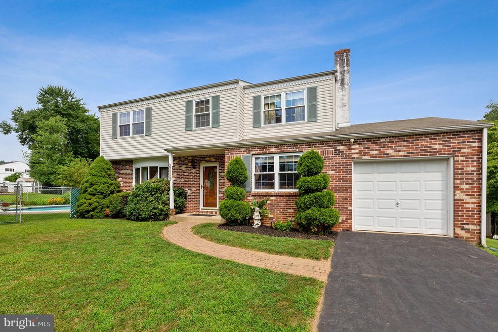 6414 Crescent Ave, Bensalem, PA 19020 - photo 1