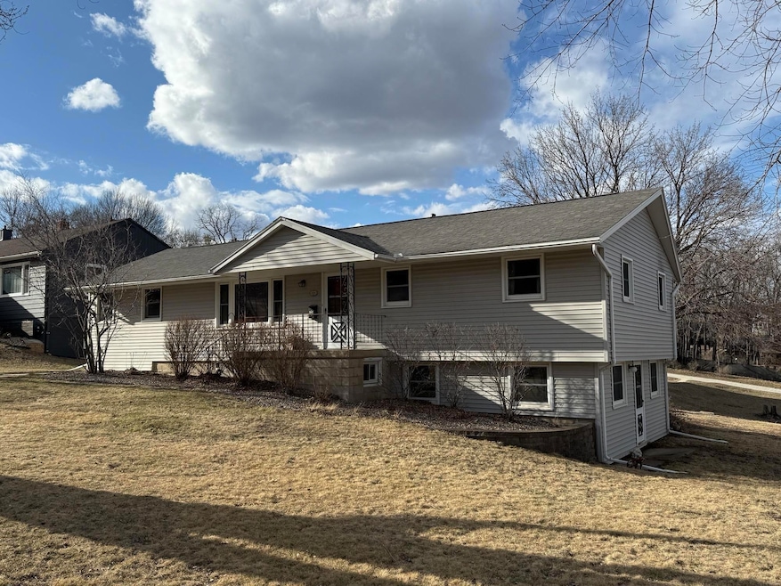Sold $290,000
