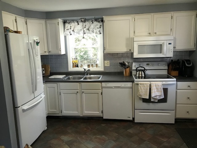 8 Look Out Cir, Concord, NH 03303 - photo 1