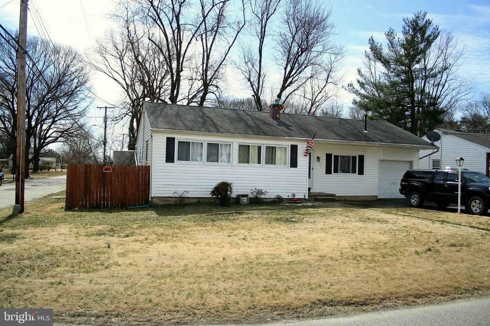 321 Wellham Ave, Glen Burnie, MD 21061 - photo 1