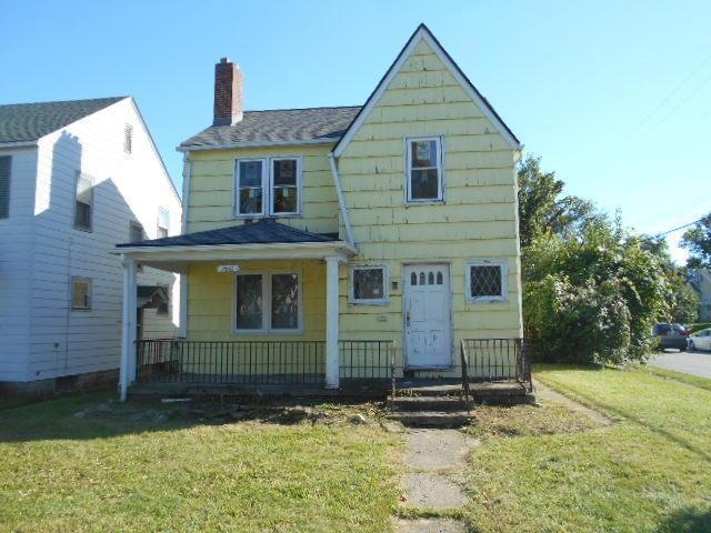 EXT FRONT