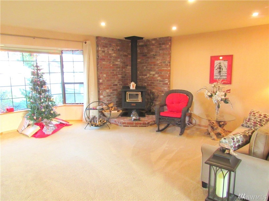 3815 Oak St, Longview, WA 98632 - photo 1