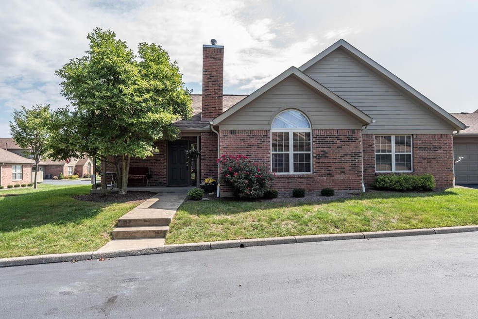 2822 Laurelwind Blvd 002
