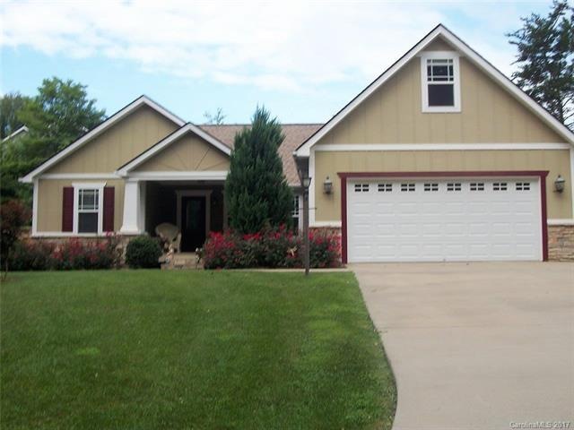 221 Oak Apple Ln, Hendersonville, NC 28792 - photo 1