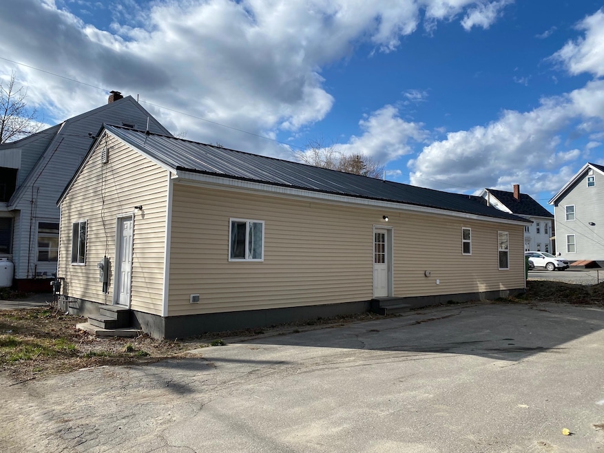 5 Elm Ct, Waterville, ME 04901 - photo 1