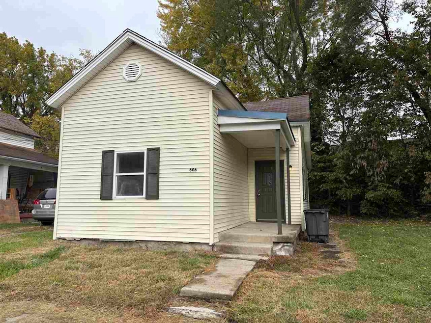 606 W 11th St, Connersville, IN 47331 - photo 1