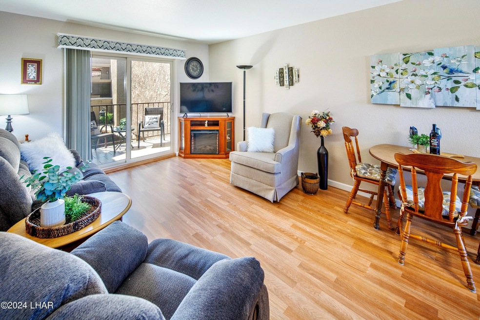 Gorgeous Xanadu Condo