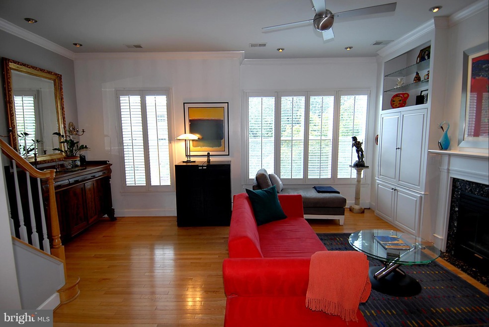 2405 20th St NW unit 1105, Washington, DC 20009 - photo 1