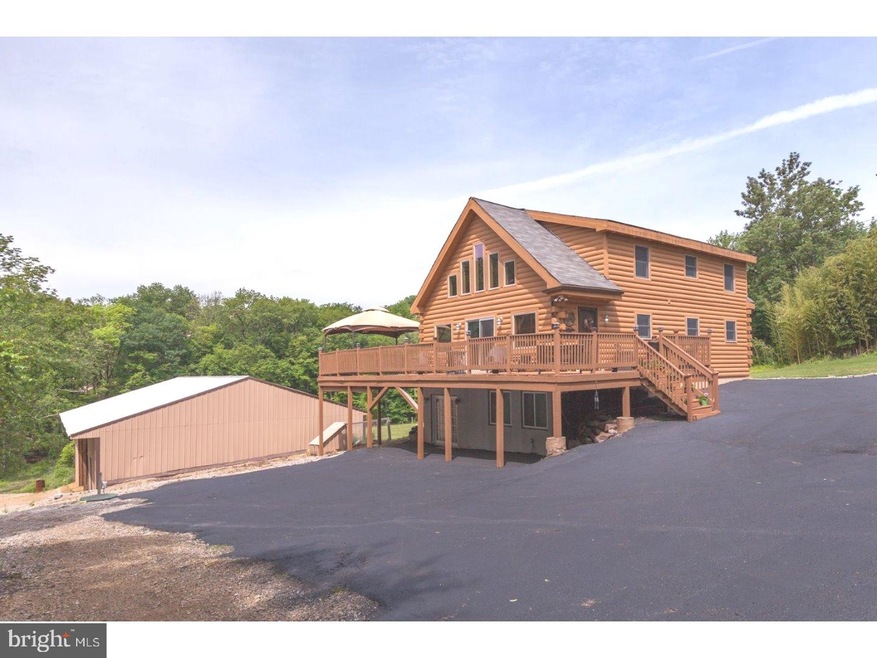 1153 Farmington Ave, Pottstown, PA 19464 - photo 1