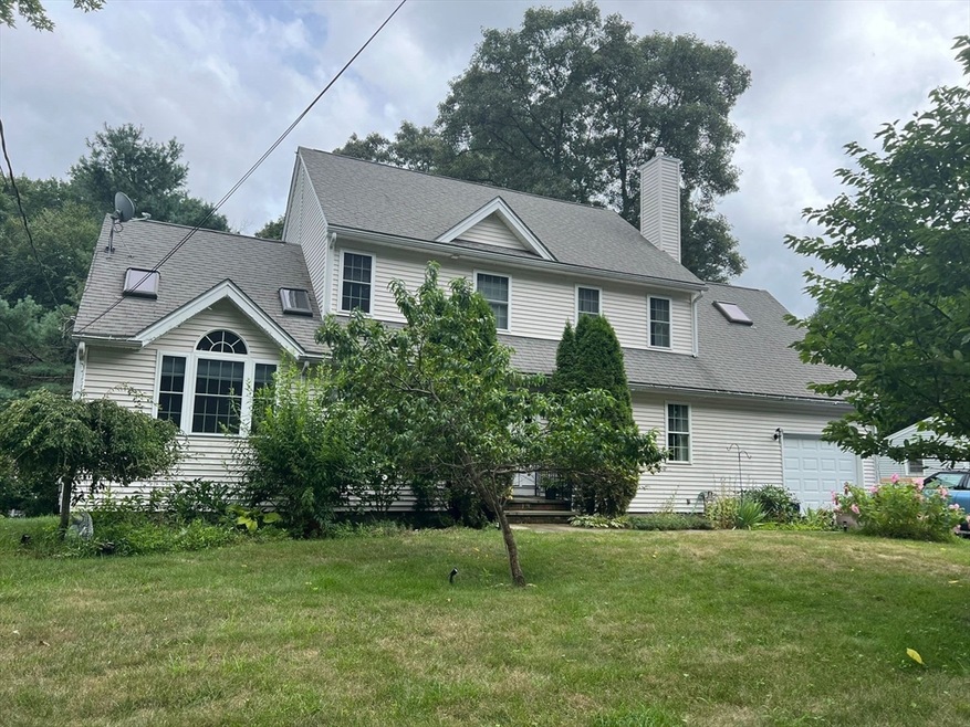 76 Stagecoach Rd, Holliston, MA 01746 - photo 1