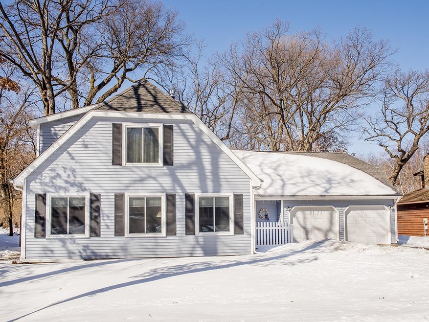 Charming 1 & 1/2 Story home in great neighborhood
