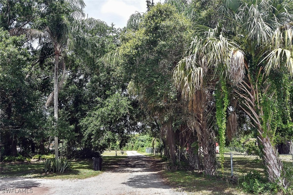 Country Living yet conveniently located