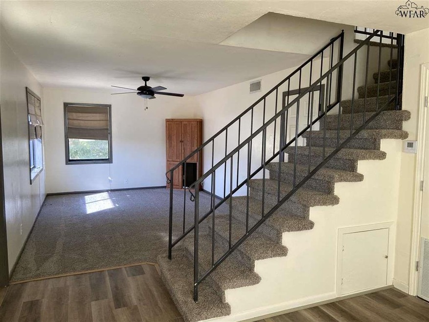 1214 Hunt St, Wichita Falls, TX 76302 - photo 1