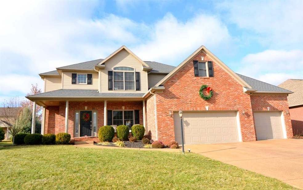 Welcome to 4268 Huntington Ridge Circle!