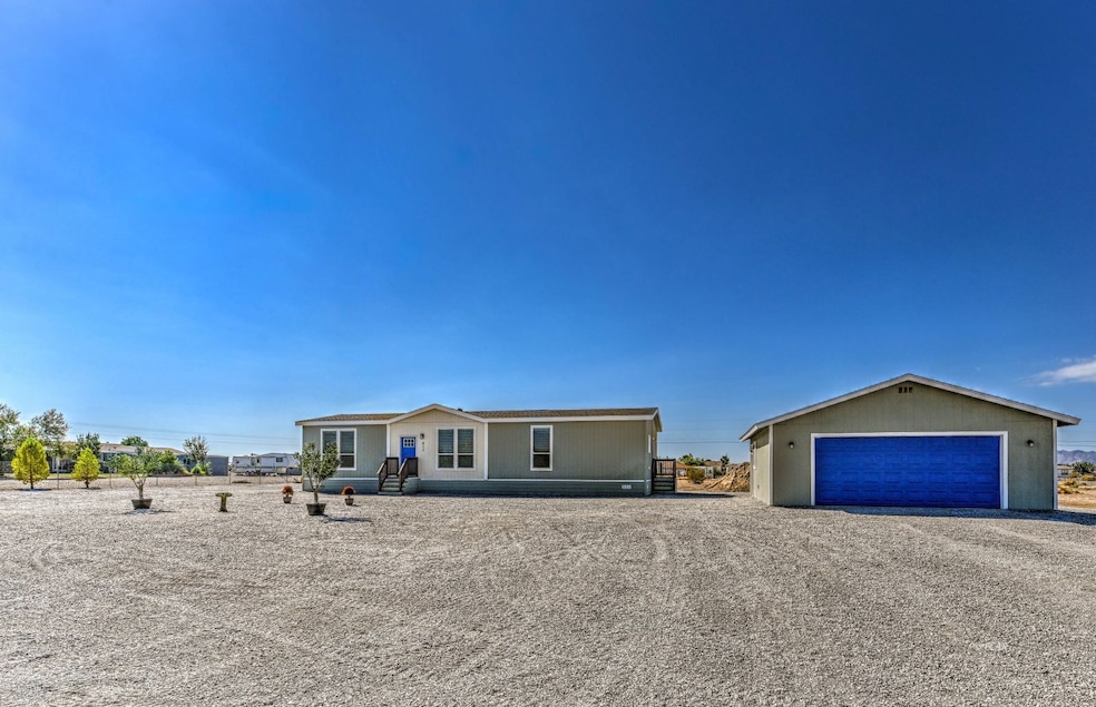 411 E Pechstein Rd, Pahrump, NV 89060 - photo 1